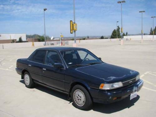 Photo Image Gallery & Touchup Paint: Toyota Camry in Dark Blue Pearl  (8E3)  YEARS: 1987-1990