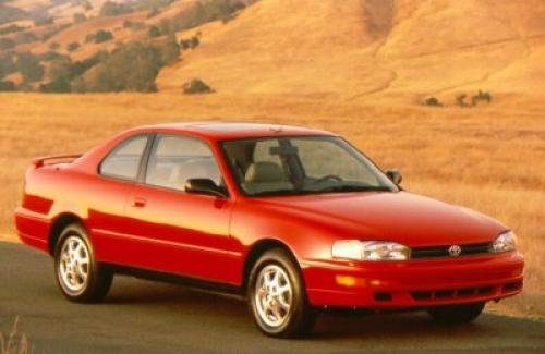 Photo of a 1994-1996 Toyota Camry in Rally Red (paint color code 3J6