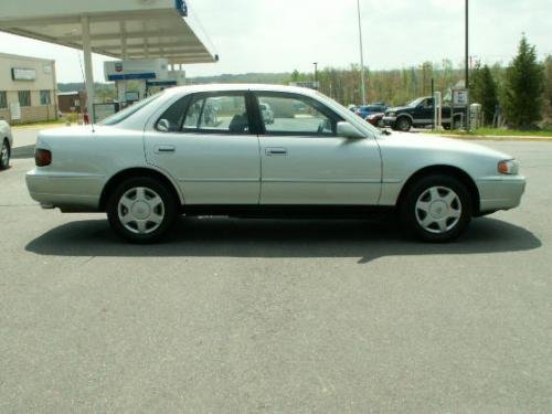 toyota camry Photo Example of Paint Code 6L3