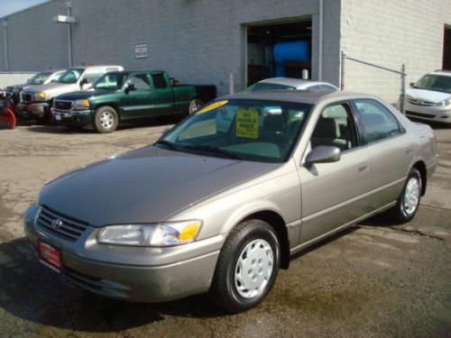 Photo Image Gallery & Touchup Paint: Toyota Camry In Antique Sage Pearl 