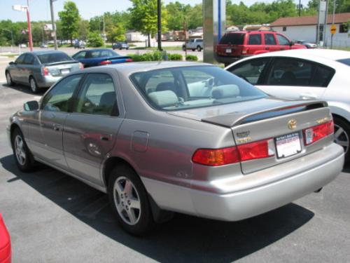 Photo Image Gallery & Touchup Paint: Toyota Camry In Antiquesage 