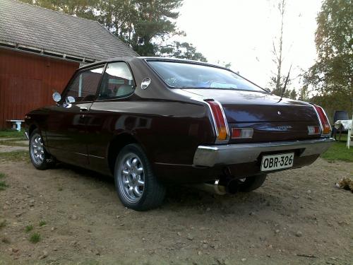 Photo Image Gallery: Toyota Carina in Brown    (XX8)  YEARS: -