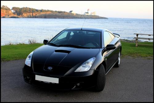 Photo Image Gallery & Touchup Paint: Toyota Celica in Black    (202)  YEARS: 2000-2005
