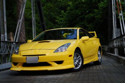 Photo Image Gallery & Touchup Paint: Toyota Celica in Solar Yellow   (576)  YEARS: 2003-2005