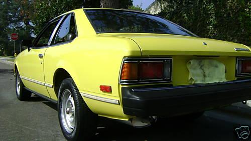 Photo Image Gallery & Touchup Paint: Toyota Celica in Yellow (541)