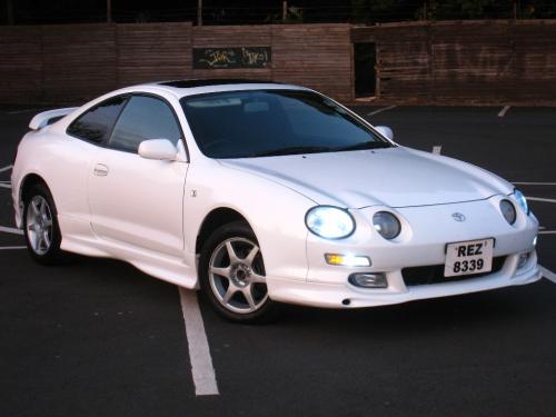 Photo Image Gallery & Touchup Paint: Toyota Celica in Super White   (040)  YEARS: 1995-1999