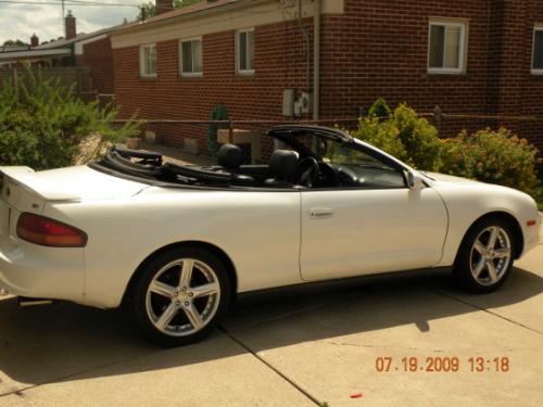 Photo Image Gallery & Touchup Paint: Toyota Celica in Super White   (040)  YEARS: 1995-1999