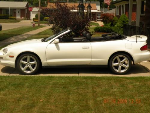 Photo Image Gallery & Touchup Paint: Toyota Celica in Super White   (040)  YEARS: 1995-1999