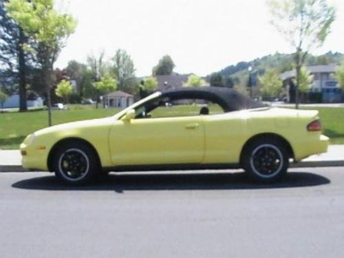 Photo of a 1994-1995 Toyota Celica in Solar Yellow (paint color code 576