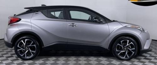 Photo of a 2019-2020 Toyota C-HR in Silver Knockout [R-Code] (paint color code 2NK