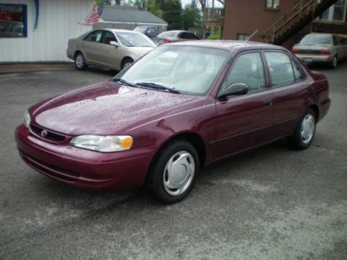Photo of a 1998 Toyota Corolla in Ruby Pearl (paint color code 3L3