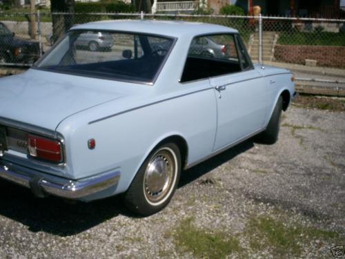 Photo Image Gallery: Toyota Corona in Light Blue   (XX4)  YEARS: -