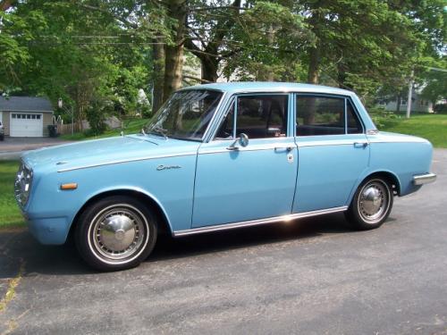 Photo Image Gallery: Toyota Corona in Light Blue   (XX4)  YEARS: -