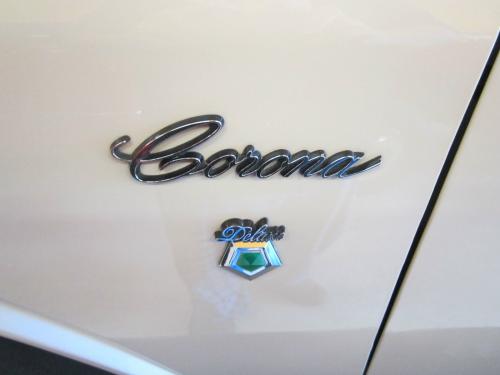 Photo Image Gallery & Touchup Paint: Toyota Corona in White    (007)  YEARS: 1970-1973