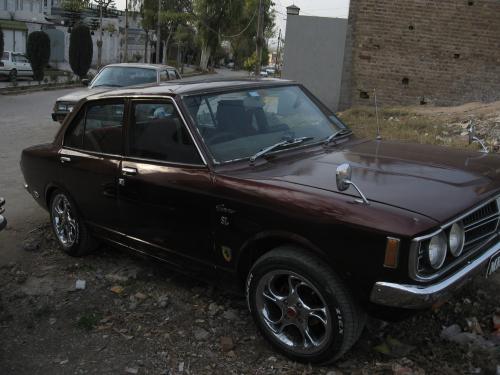 Photo Image Gallery: Toyota Corona in Brown    (XX4)  YEARS: -