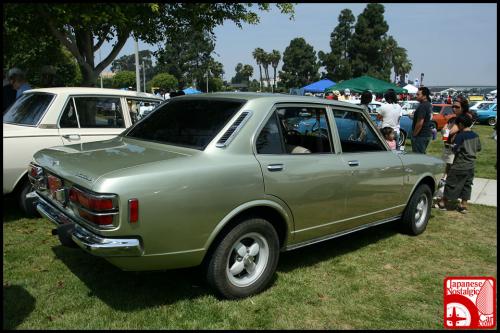 Photo Image Gallery: Toyota Corona in Beige    (XX7)  YEARS: -