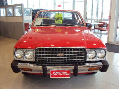 Photo Image Gallery & Touchup Paint: Toyota Corona in Red    (336)  YEARS: 1976-1978