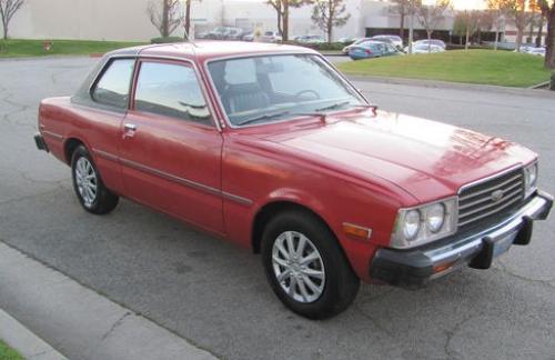 Photo Image Gallery & Touchup Paint: Toyota Corona in Red    (336)  YEARS: 1976-1978