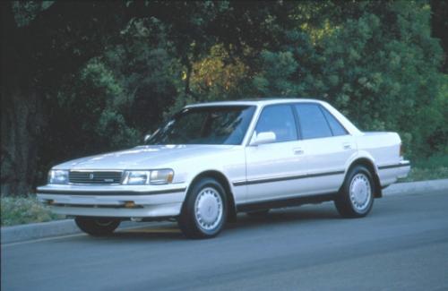 Photo Image Gallery & Touchup Paint: Toyota Cressida in White Pearl   (049)  YEARS: 1989-1992