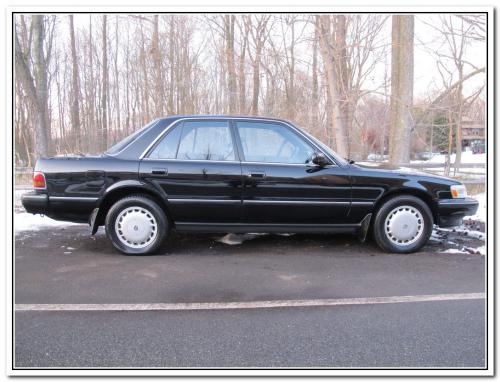 Photo Image Gallery & Touchup Paint: Toyota Cressida in Black    (202)  YEARS: 1989-1990