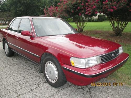 Photo Image Gallery & Touchup Paint: Toyota Cressida in Medium Red Pearl  (3H4)  YEARS: 1989-1990