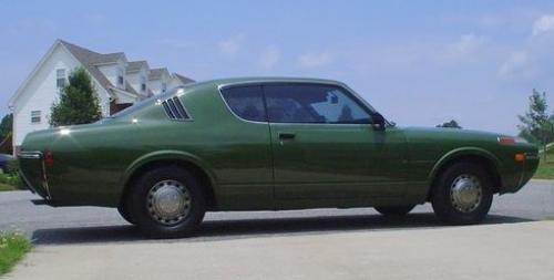 Photo Image Gallery & Touchup Paint: Toyota Crown in Green Currant Metallic  (T602)  YEARS: 1971-1972