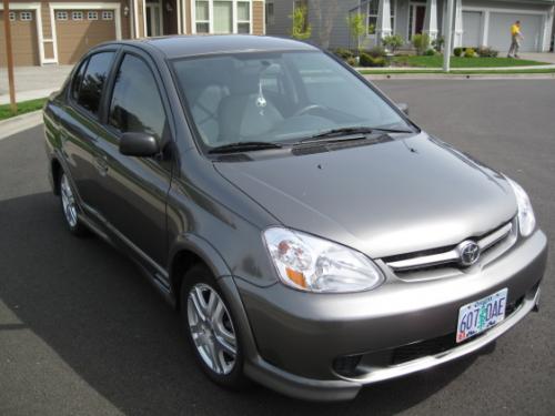 Photo Image Gallery & Touchup Paint: Toyota Echo in Phantom Gray Pearl  (1E3)  YEARS: 2003-2005