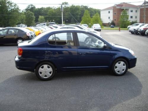 Photo Image Gallery & Touchup Paint: Toyota Echo in Indigo Ink Pearl  (8P4)  YEARS: 2001-2005