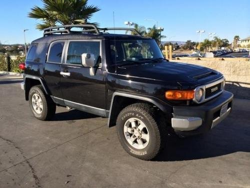 Photo Image Gallery & Touchup Paint: Toyota Fjcruiser in Black Diamond Pearl  (211)  YEARS: 2007-2007