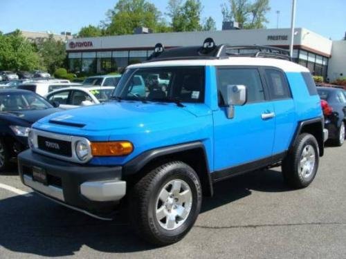 Photo Image Gallery & Touchup Paint: Toyota Fjcruiser in Voodoo Blue   (2JV)  YEARS: 2007-2009