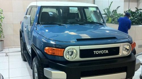 Photo Image Gallery & Touchup Paint: Toyota Fjcruiser in Calvary Blue   (2KQ)  YEARS: 2011-2013