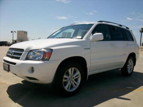 Photo Image Gallery & Touchup Paint: Toyota Highlander in Super White   (040)  YEARS: 2001-2007