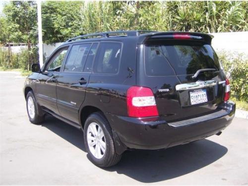 Photo Image Gallery & Touchup Paint: Toyota Highlander in Black    (202)  YEARS: 2006-2007