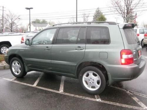 Photo Image Gallery & Touchup Paint: Toyota Highlander in Oasis Green Pearl  (6T5)  YEARS: 2007-2007