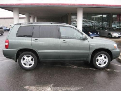 Photo Image Gallery & Touchup Paint: Toyota Highlander in Oasis Green Pearl  (6T5)  YEARS: 2007-2007