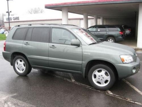 Photo Image Gallery & Touchup Paint: Toyota Highlander in Oasis Green Pearl  (6T5)  YEARS: 2007-2007