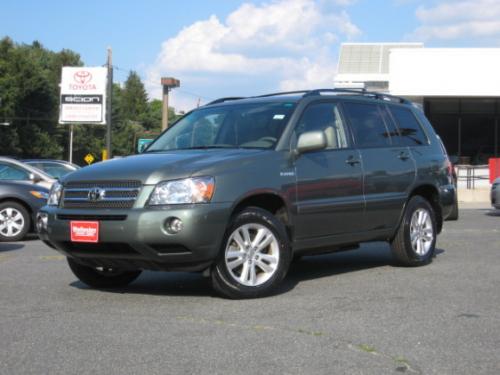 Photo Image Gallery & Touchup Paint: Toyota Highlander in Oasis Green Pearl  (6T5)  YEARS: 2007-2007