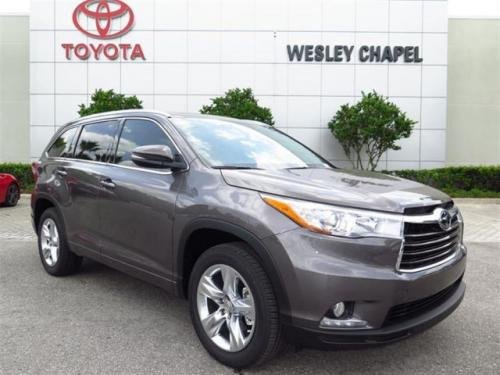 Photo Image Gallery & Touchup Paint: Toyota Highlander in Predawn Gray Mica  (1H1)  YEARS: 2014-2017