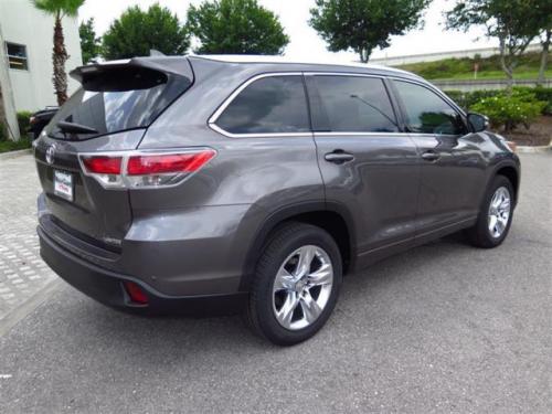 Photo Image Gallery & Touchup Paint: Toyota Highlander in Predawn Gray Mica  (1H1)  YEARS: 2014-2017