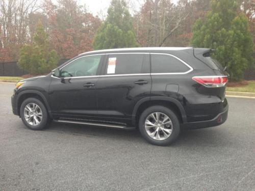 Photo Image Gallery & Touchup Paint: Toyota Highlander in Attitude Black Metallic  (218)  YEARS: 2014-2017