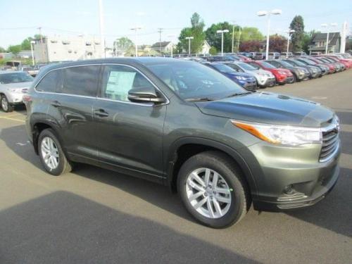 Photo Image Gallery & Touchup Paint: Toyota Highlander in Alumina Jade Metallic  (6W4)  YEARS: 2014-2017