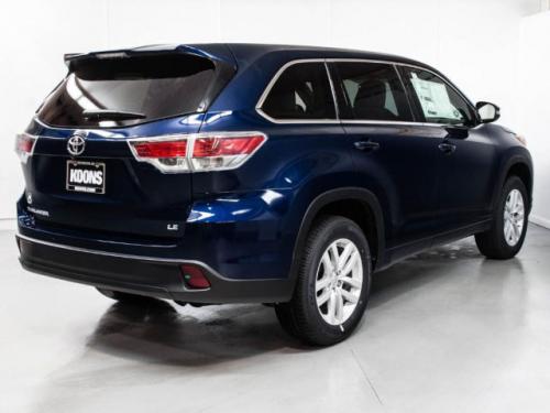 Photo Image Gallery & Touchup Paint: Toyota Highlander in Nautical Blue Metallic  (8S6)  YEARS: 2014-2016