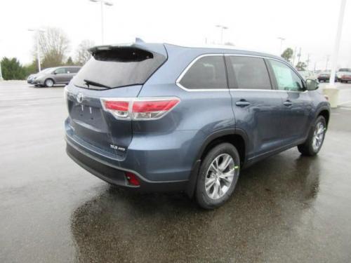 Photo Image Gallery & Touchup Paint: Toyota Highlander in Shoreline Blue Pearl  (8V5)  YEARS: 2014-2017