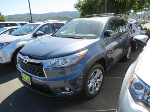 Photo Image Gallery & Touchup Paint: Toyota Highlander in Shoreline Blue Pearl  (8V5)  YEARS: 2014-2017