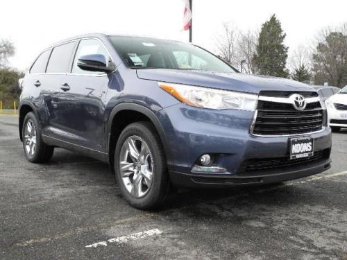 Photo Image Gallery & Touchup Paint: Toyota Highlander in Shoreline Blue Pearl  (8V5)  YEARS: 2014-2017