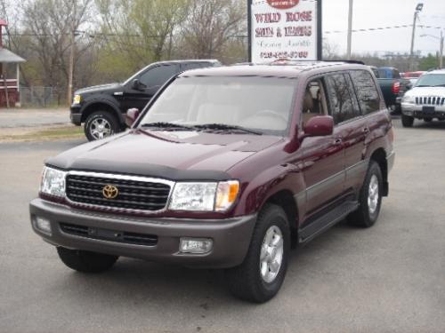 Photo Image Gallery & Touchup Paint: Toyota Landcruiser in Mahogany Pearl   (3N2)  YEARS: 1998-2002