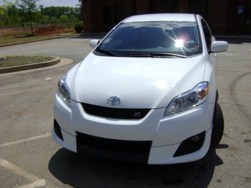 Photo Image Gallery & Touchup Paint: Toyota Matrix in Super White   (040)  YEARS: 2009-2013
