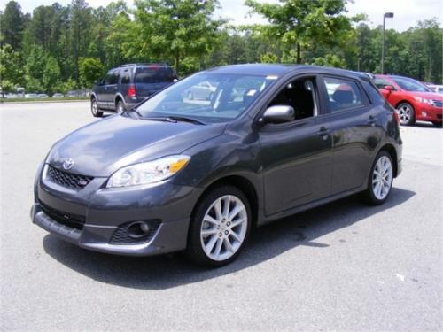 Photo Image Gallery & Touchup Paint: Toyota Matrix in Magnetic Gray Metallic  (1G3)  YEARS: 2009-2013