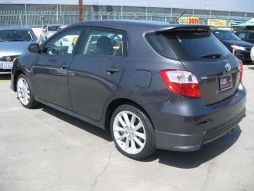 Photo Image Gallery & Touchup Paint: Toyota Matrix in Magnetic Gray Metallic  (1G3)  YEARS: 2009-2013