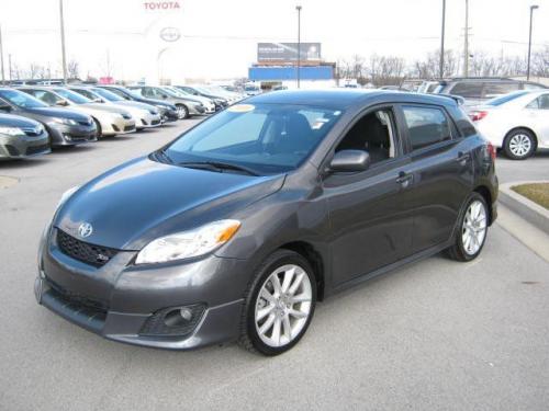 Photo Image Gallery & Touchup Paint: Toyota Matrix in Magnetic Gray Metallic  (1G3)  YEARS: 2009-2013